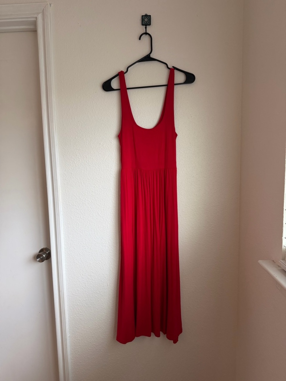 Wilfred Red Scoop-Neck Maxi Dress